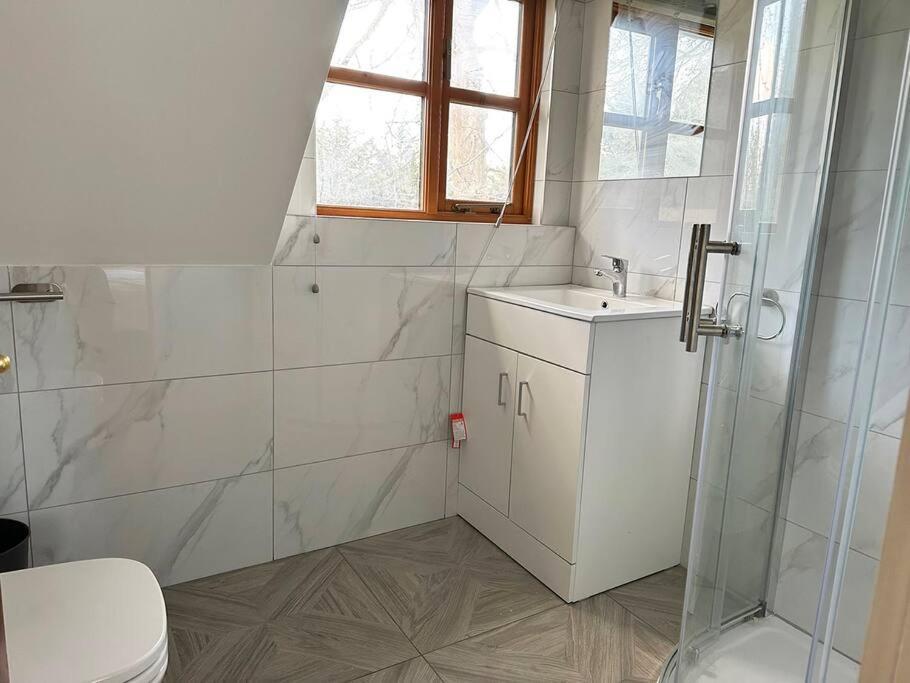 Forest Studio Apartment Gated Parking On 2 Acres Garden Chislehurst Exterior foto
